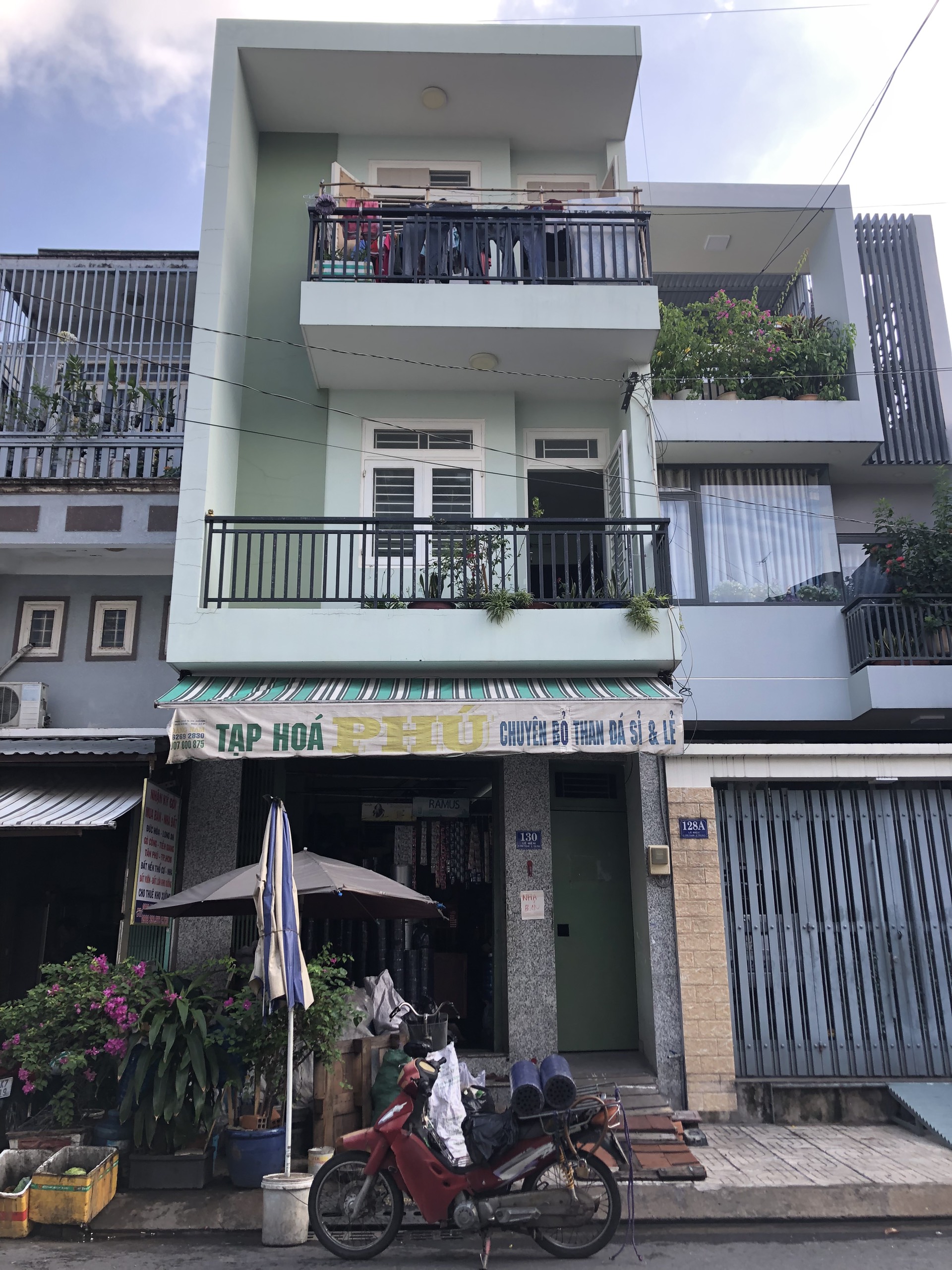 Bán gấp nhà MTNB đường Lê Niệm, P.Phú Thạnh, Q.Tân Phú